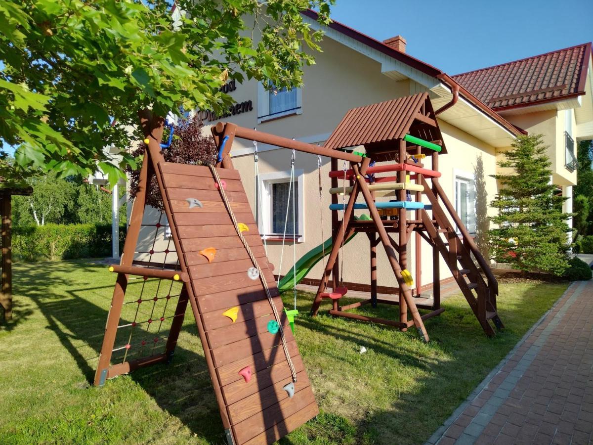 Pod Platanem Hotel Rowy  Exterior photo
