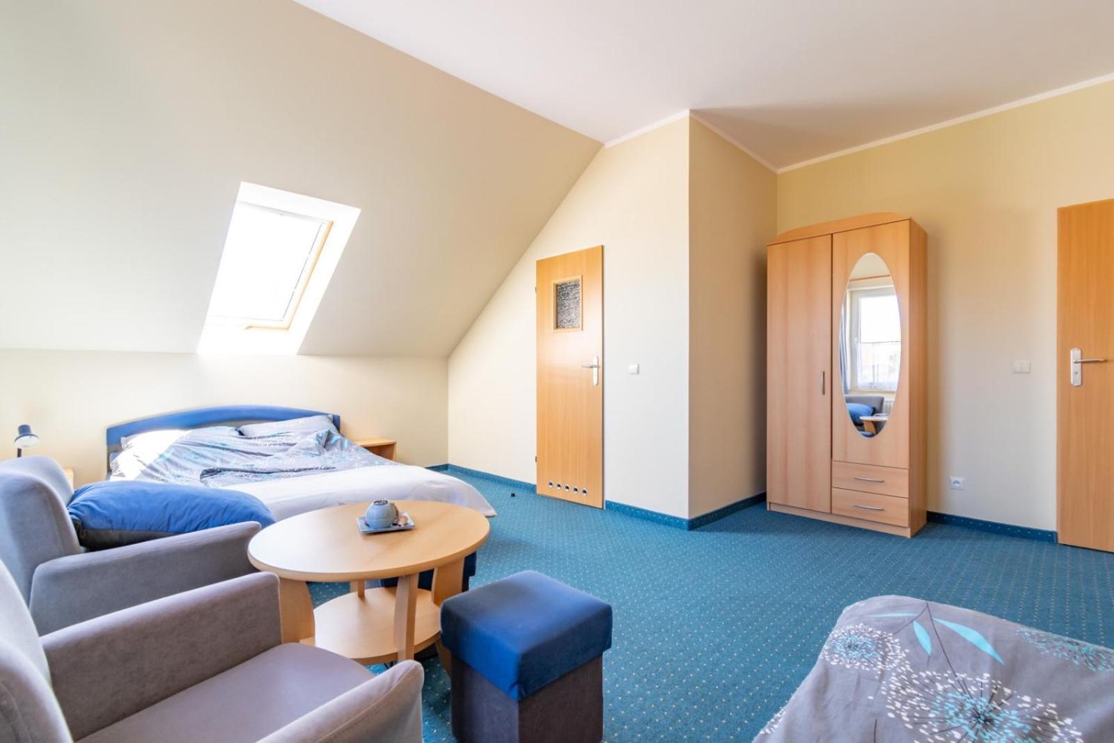 Pod Platanem Hotel Rowy  Exterior photo