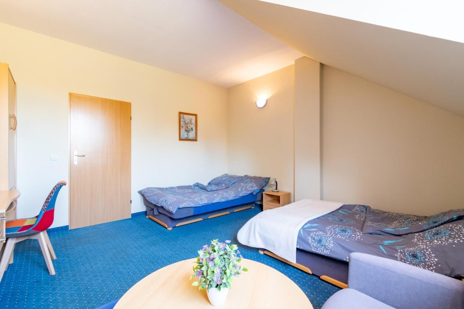 Pod Platanem Hotel Rowy  Exterior photo